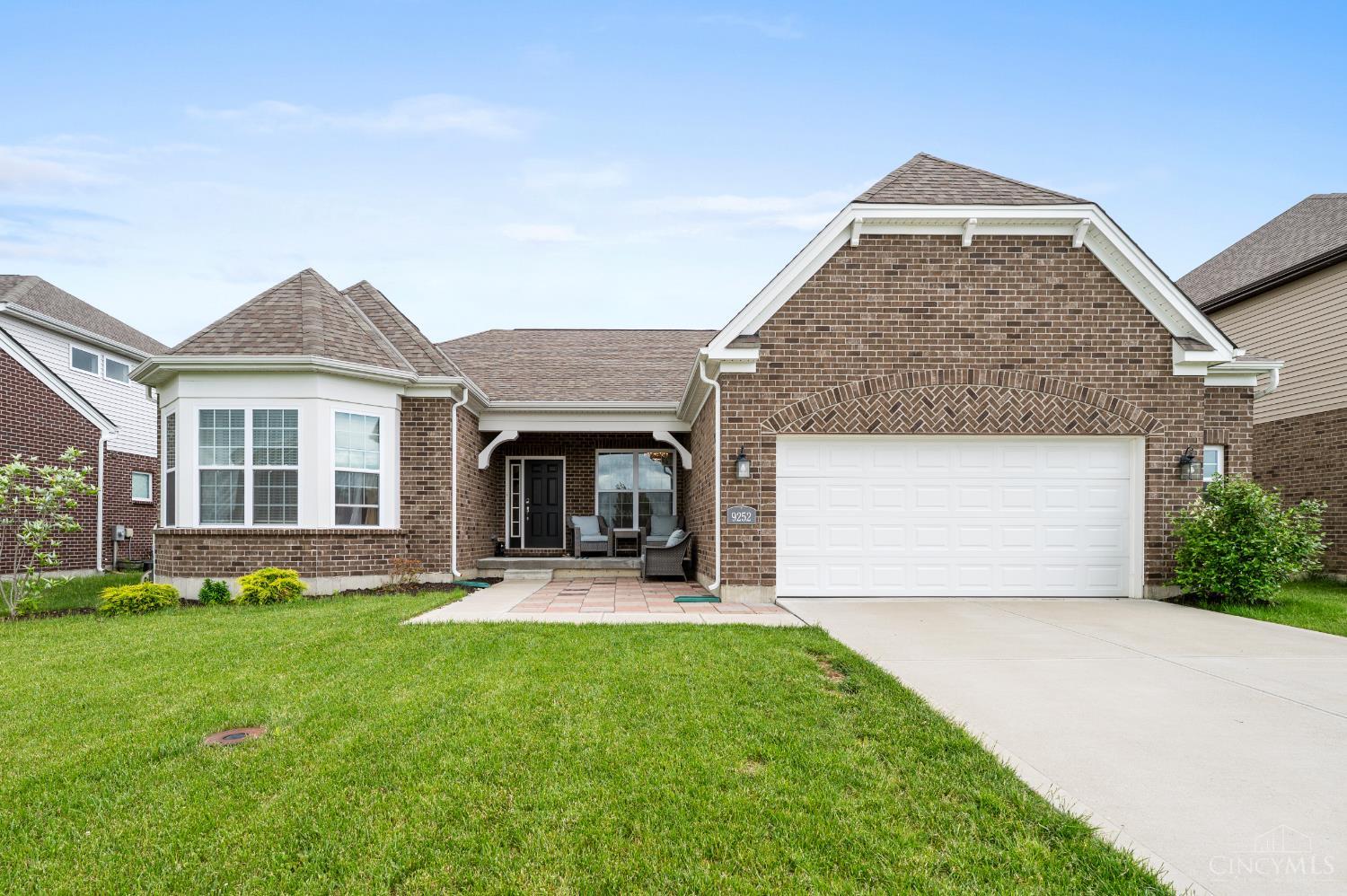 9252 W Meadow Drive, West Chester, Ohio image 2