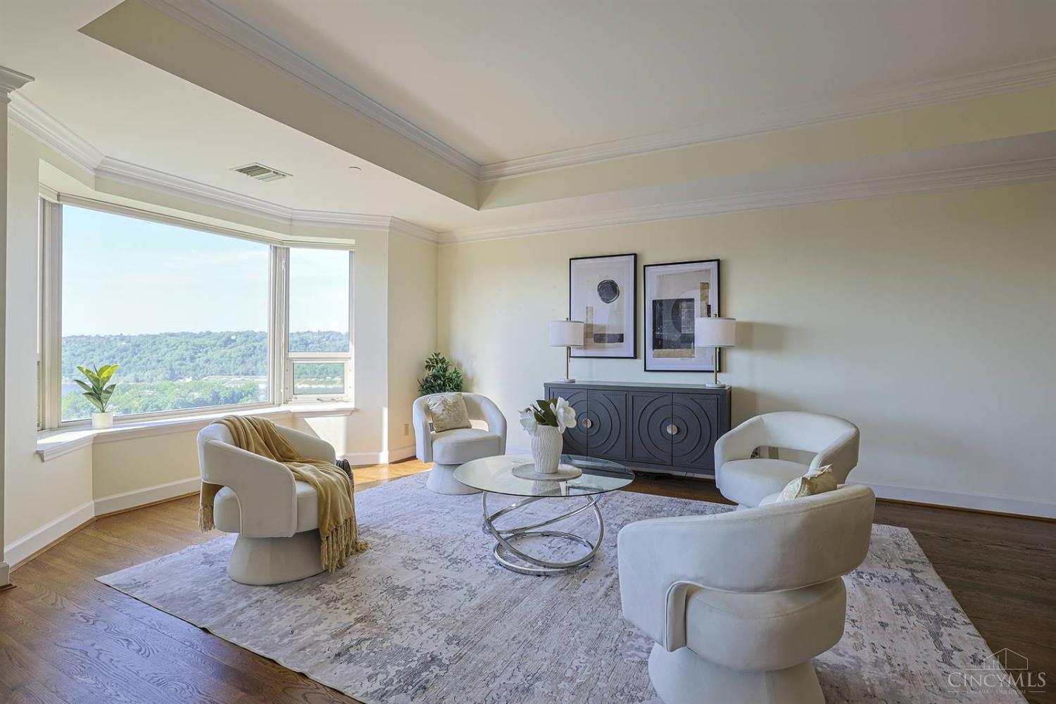 3435 Golden Avenue 1001