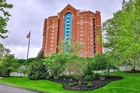 Photo of 3435 Golden Avenue #1001, Cincinnati, OH 45226 (MLS # 1876590)