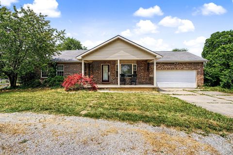 Homes For Sale - 8320 Keister Road<br/> Middletown, OH 45042