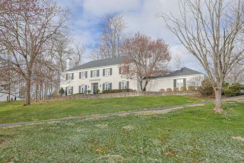 Photo of 8115 N Clippinger Drive, Indian Hill, OH 45243 (MLS # 1872039)