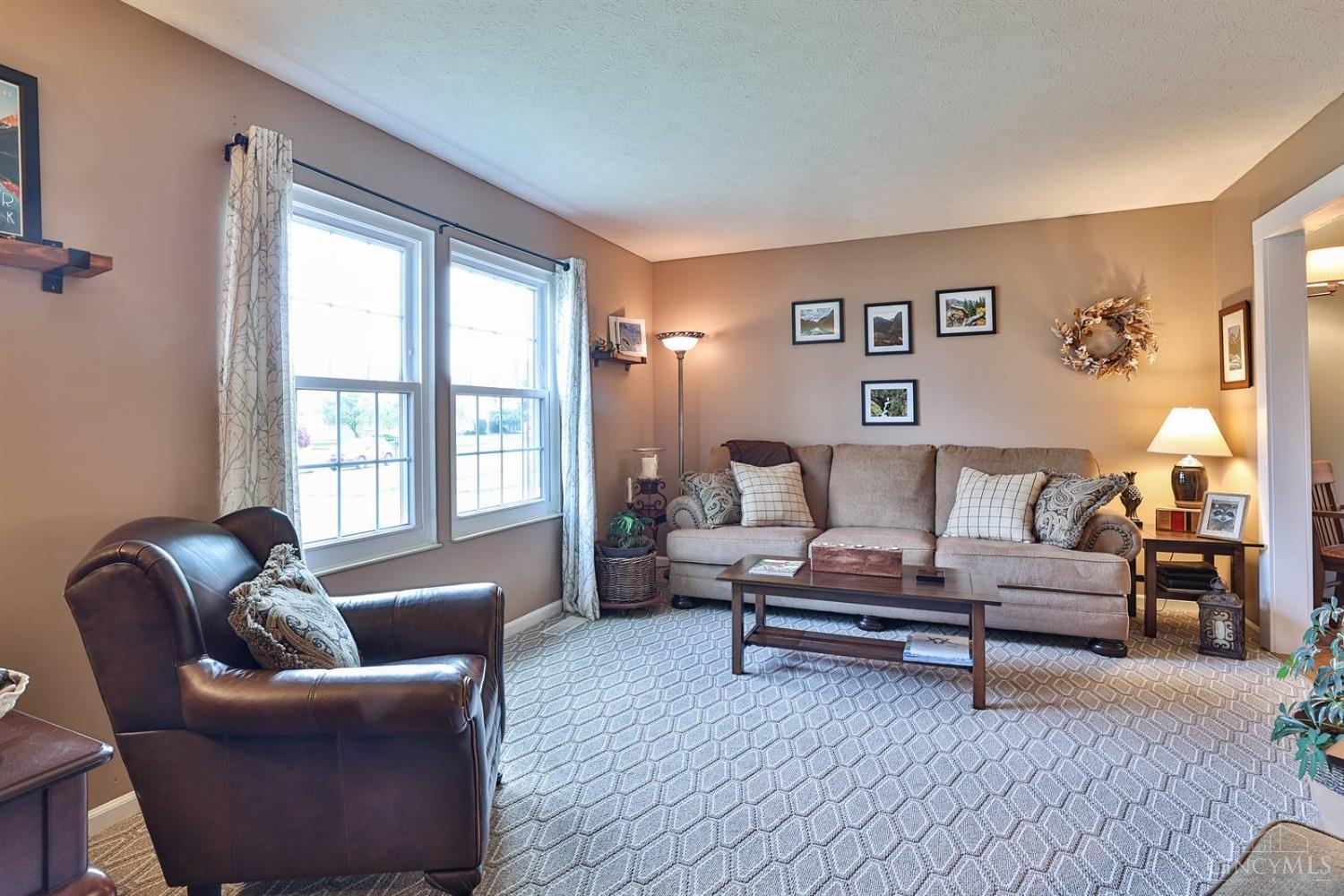310 Country Trace Drive, Harrison, Ohio image 4