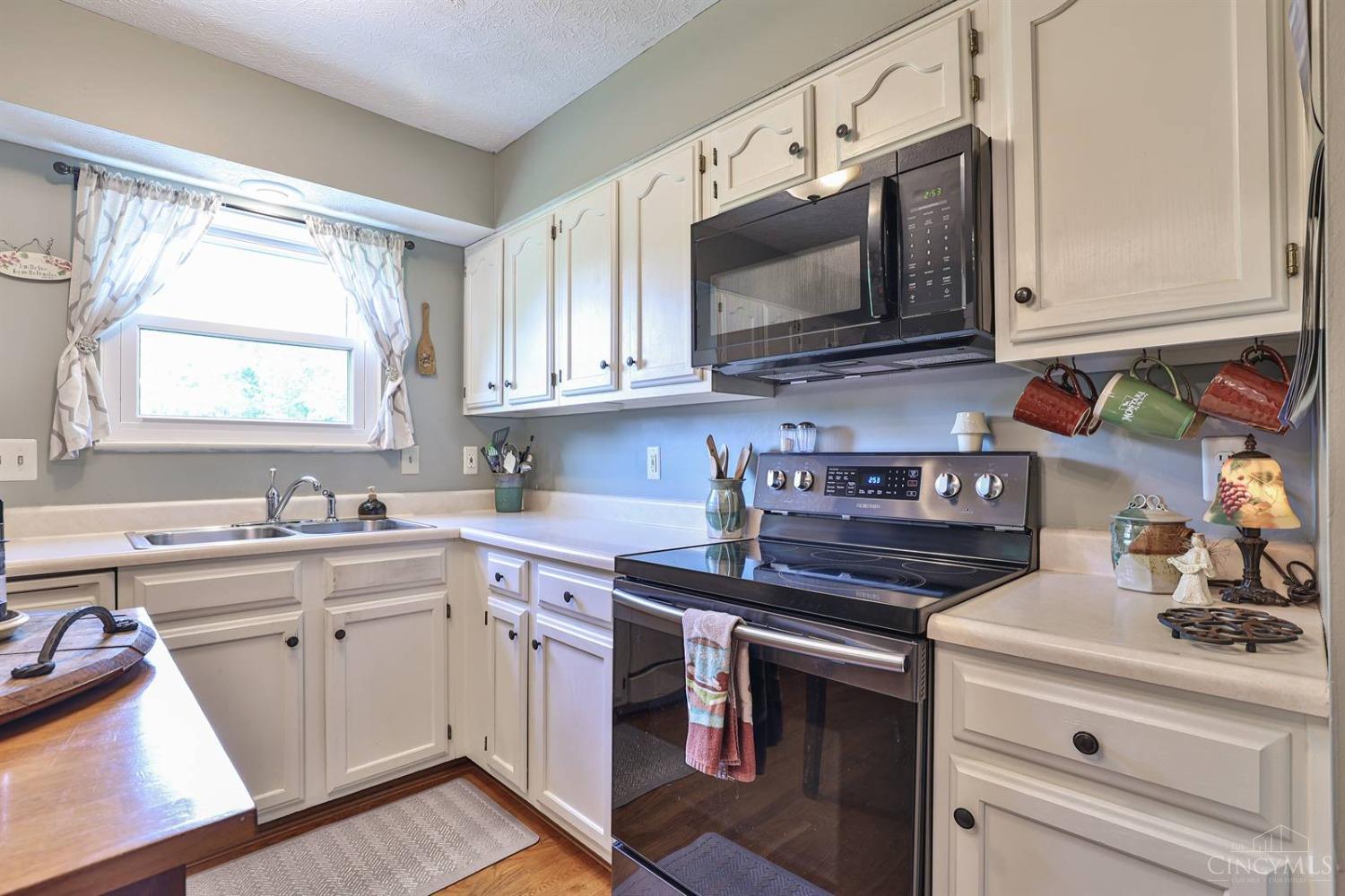 310 Country Trace Drive, Harrison, Ohio image 12