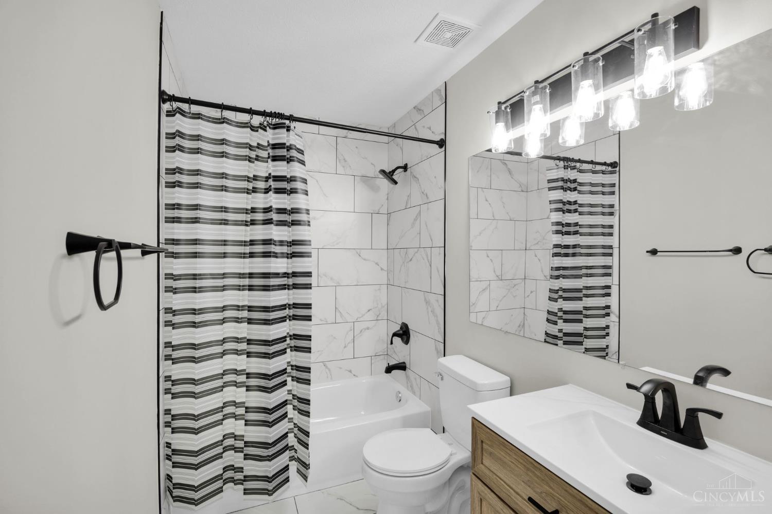 5359 Orchard Creek Court