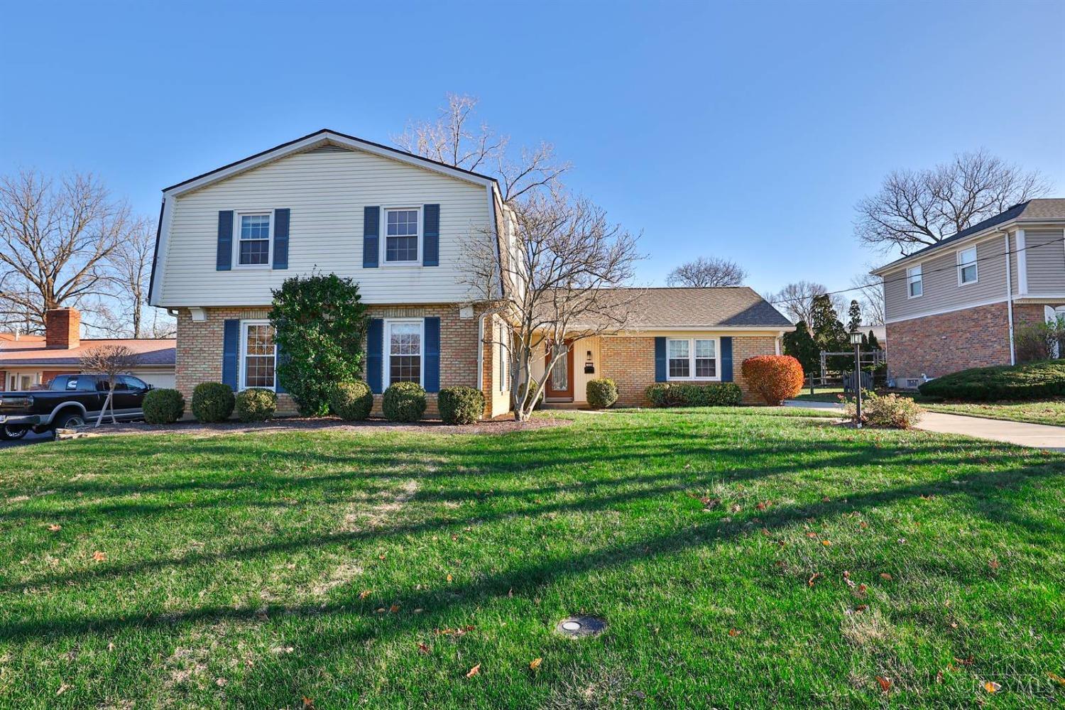 1924 Centerbrook Court, Springfield Twp., Ohio image 2