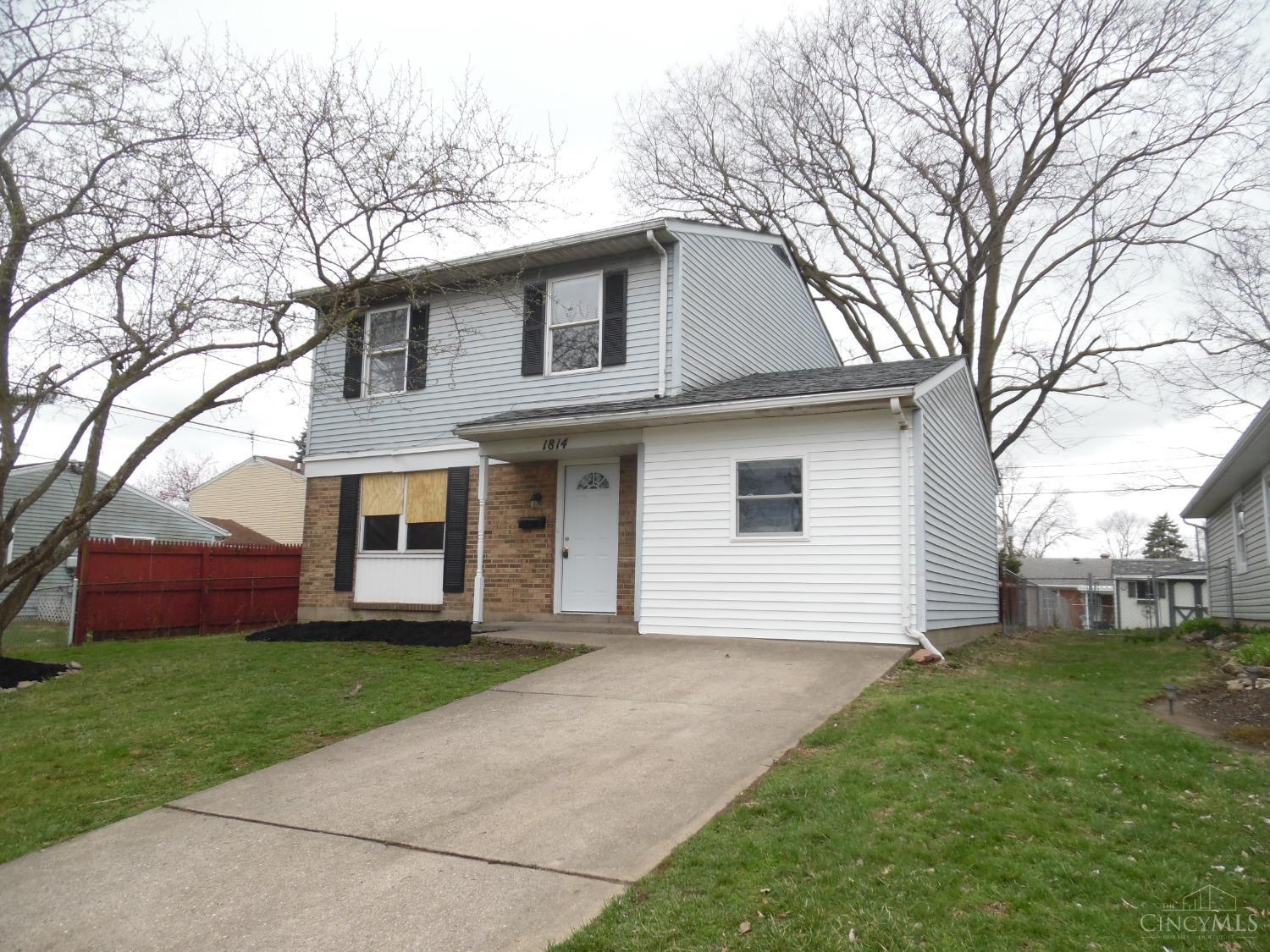 1814 Waynebrook Drive, Middletown, Ohio image 1