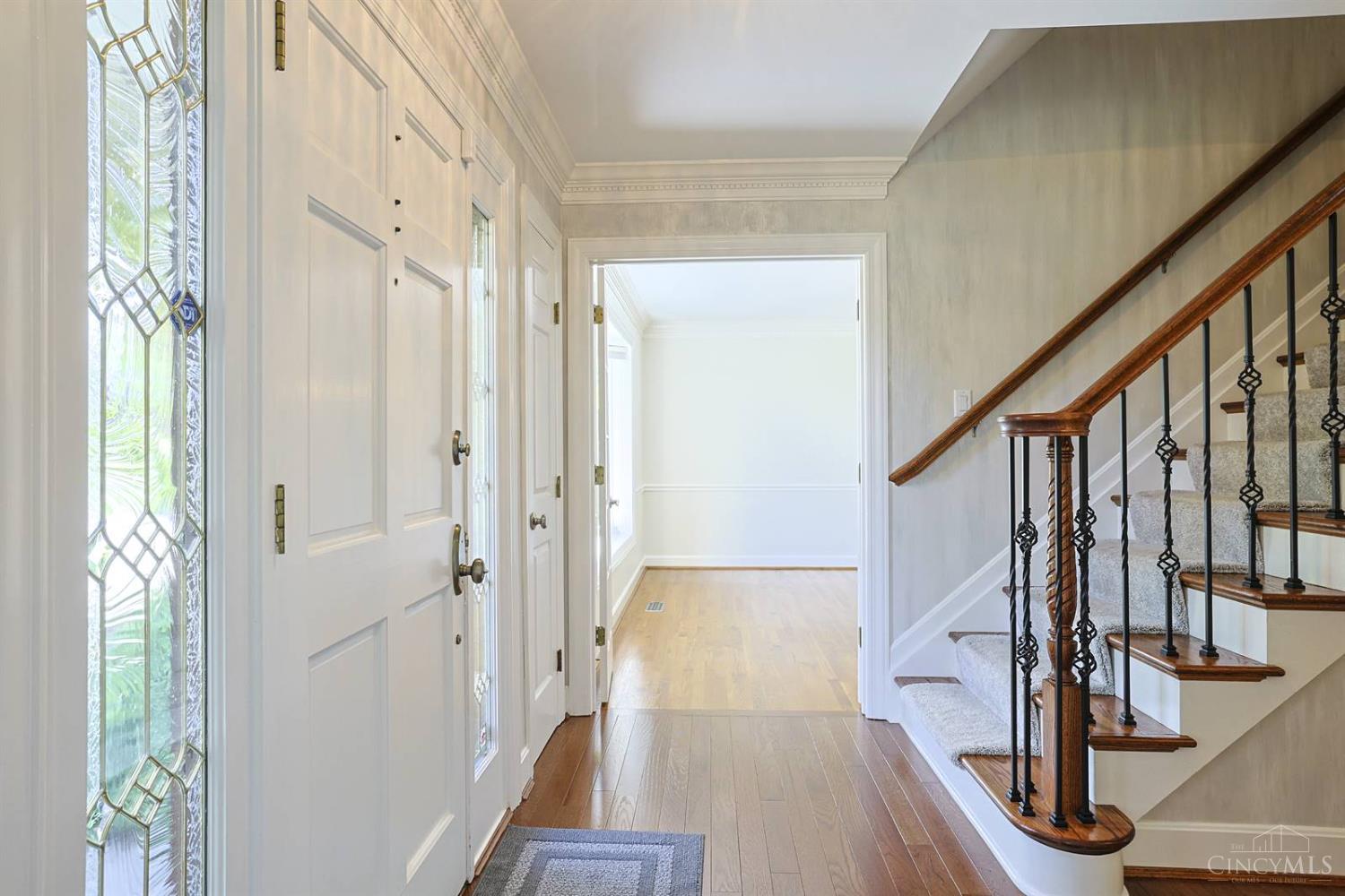 5285 Laurelridge Lane