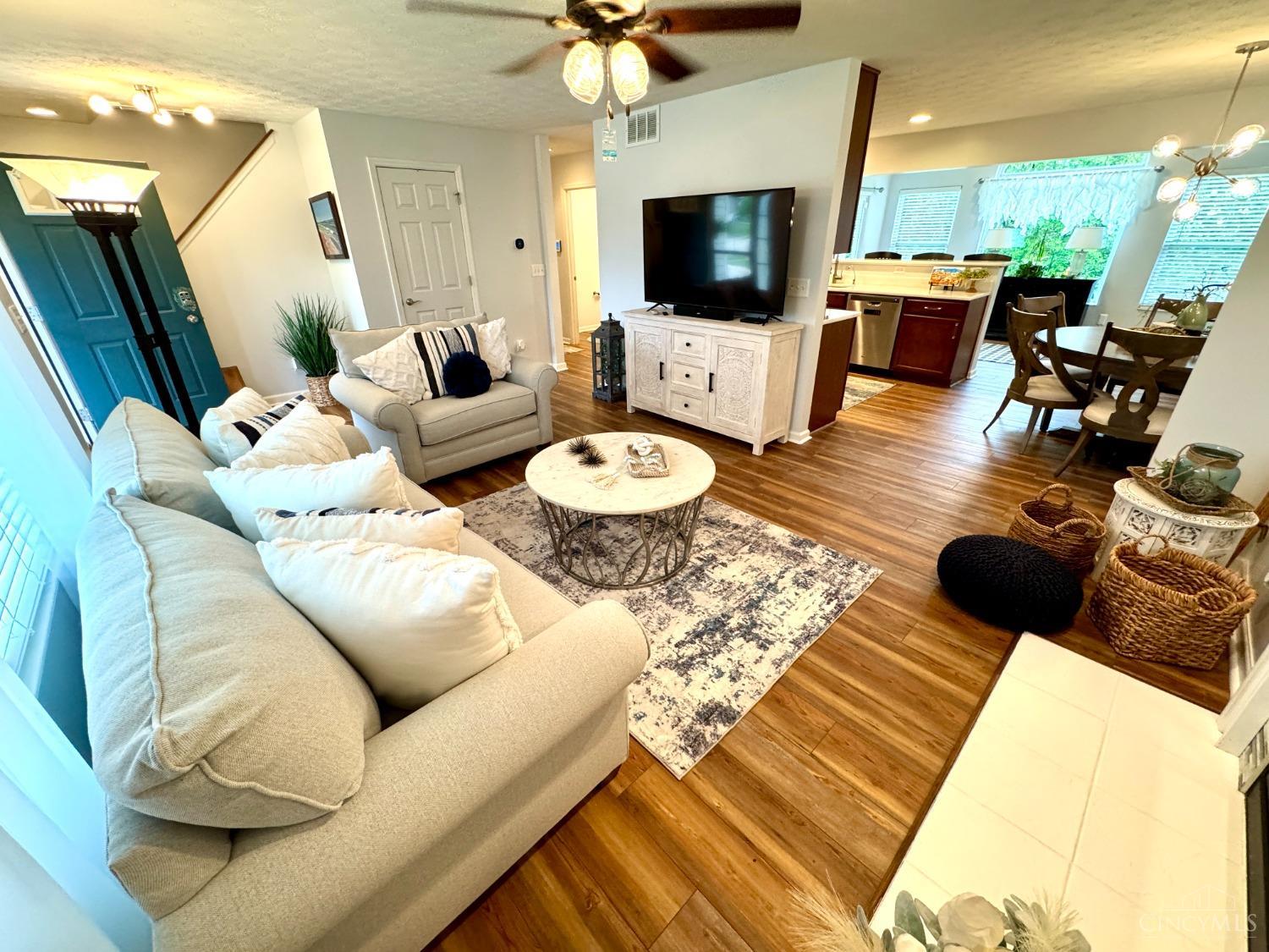 126 Songbird Court, Monroe, Ohio image 4