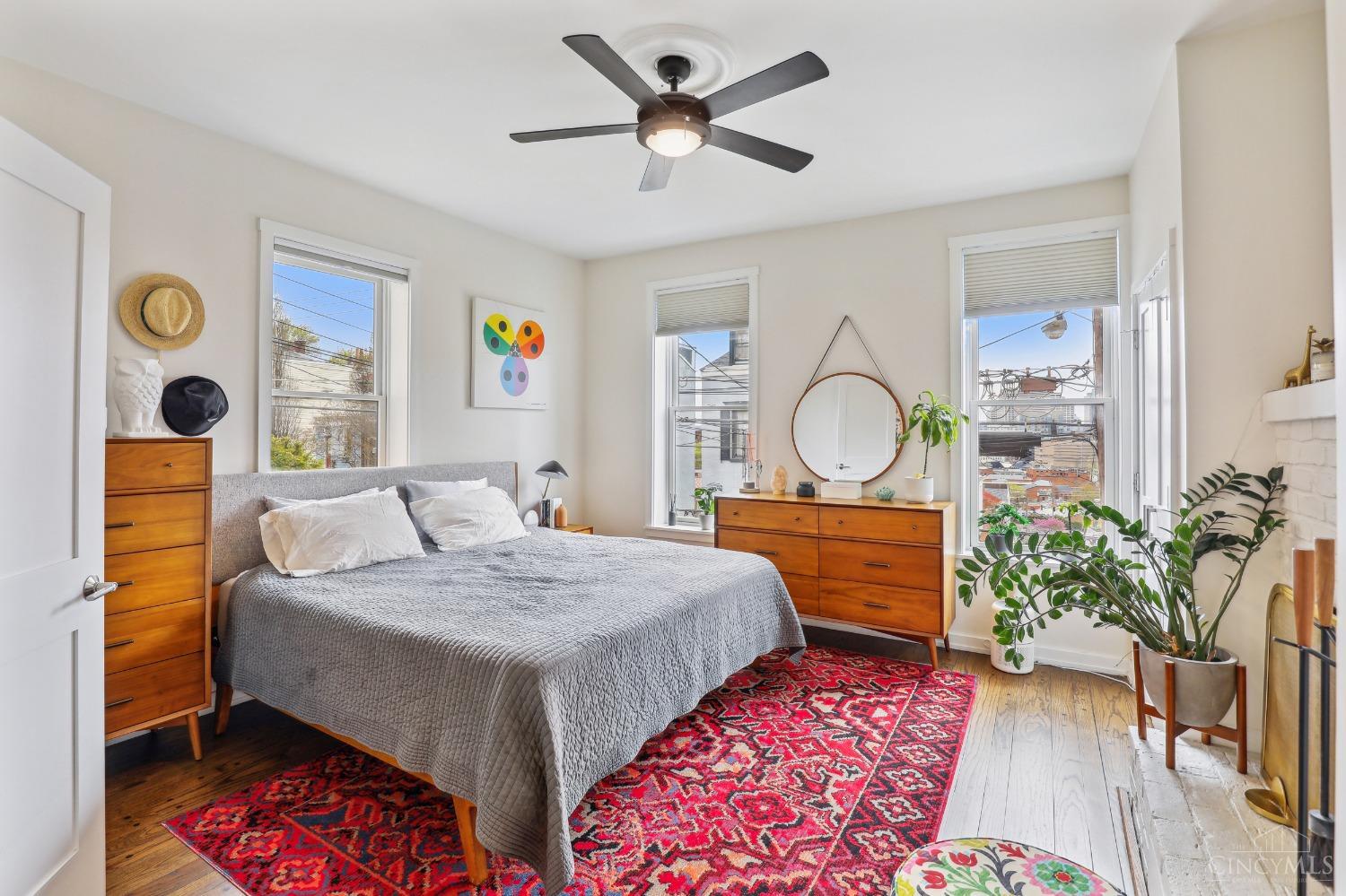 432 Milton St, Cincinnati, Ohio image 14