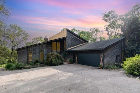 2092 Southacres Drive Green Twp OH 45233