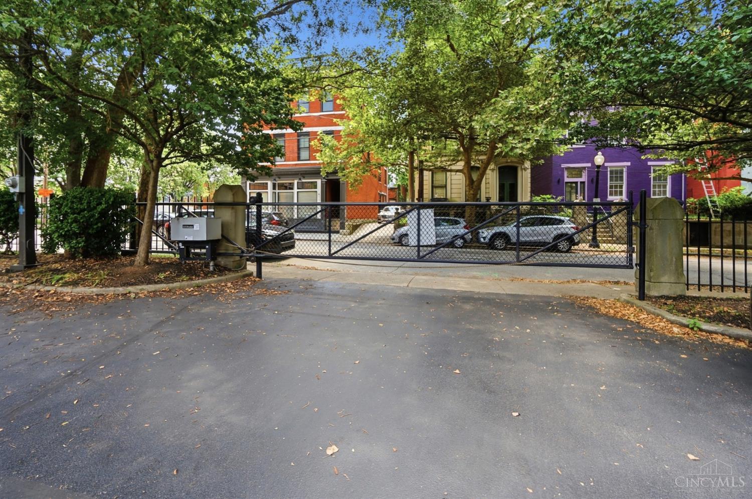 1215 Central Avenue