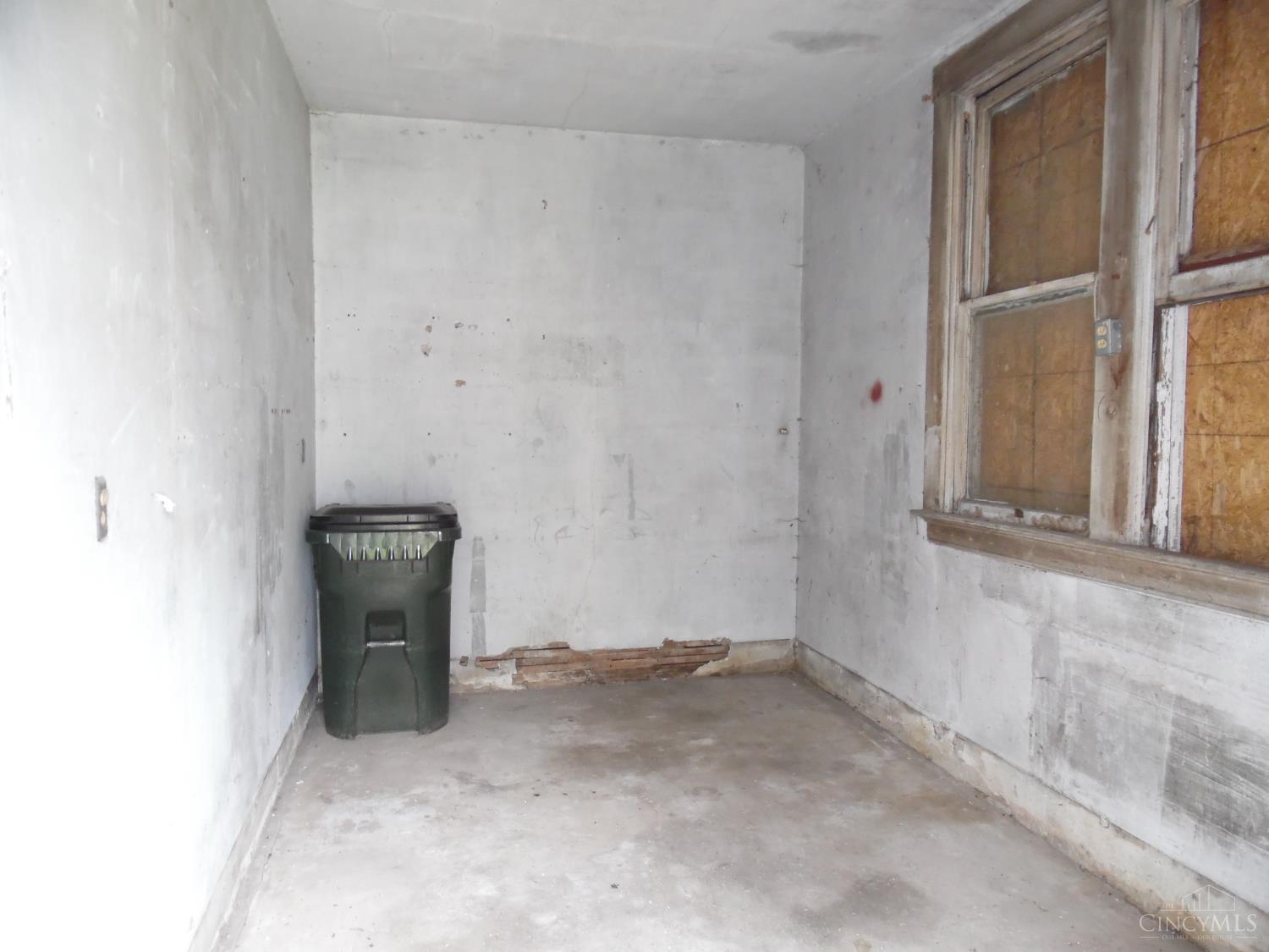 147 N F Street, Hamilton, Ohio image 31