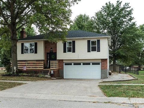 Photo of 104 Circle Drive, Harrison, OH 45030 (MLS # 1867138)
