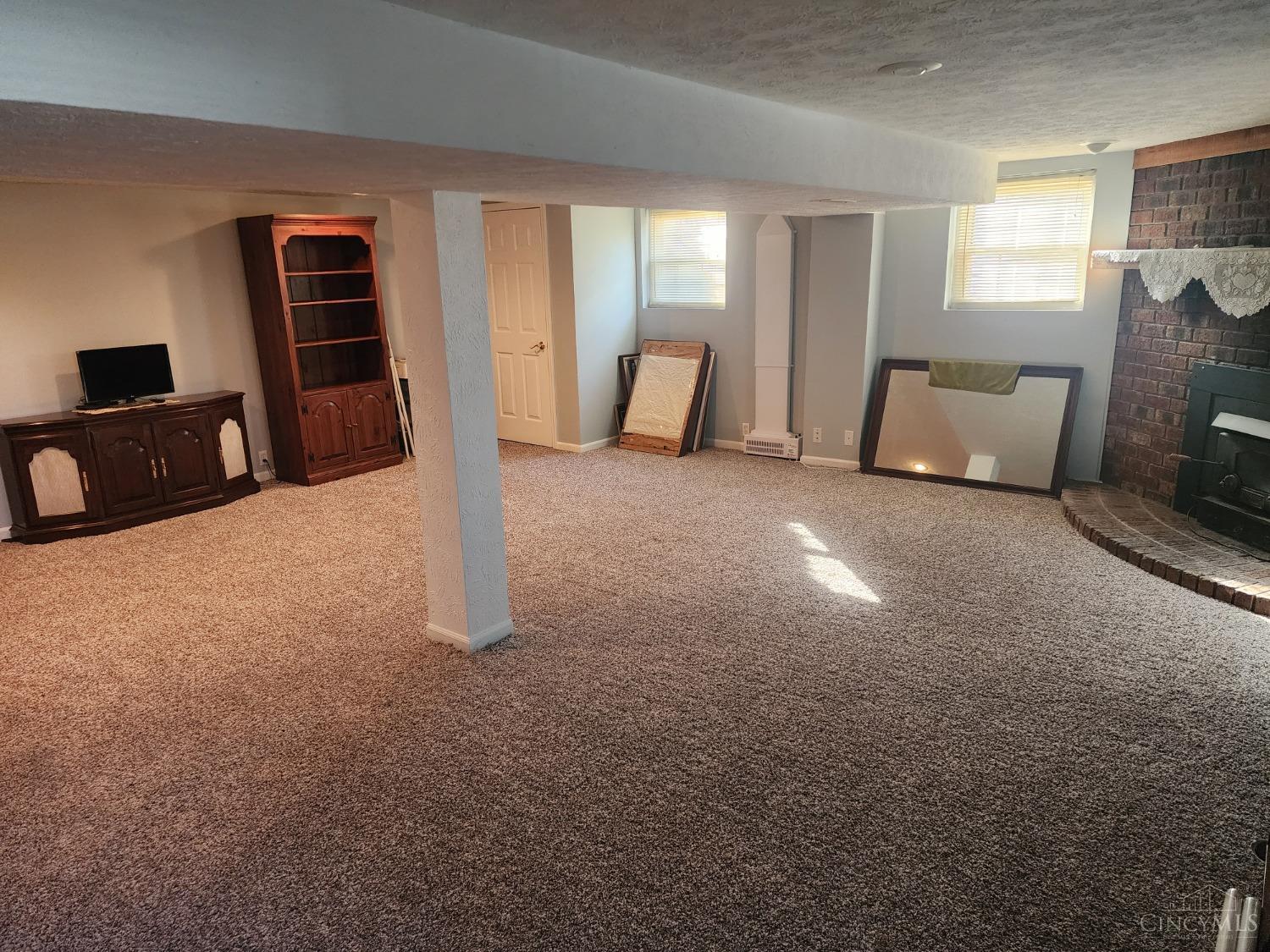 8355 Julie Marie Drive, West Chester, Ohio image 28