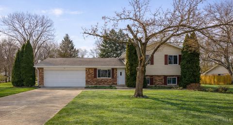 Homes For Sale - 396 Tonwcrest Dr<br/> Beavercreek, OH 45434