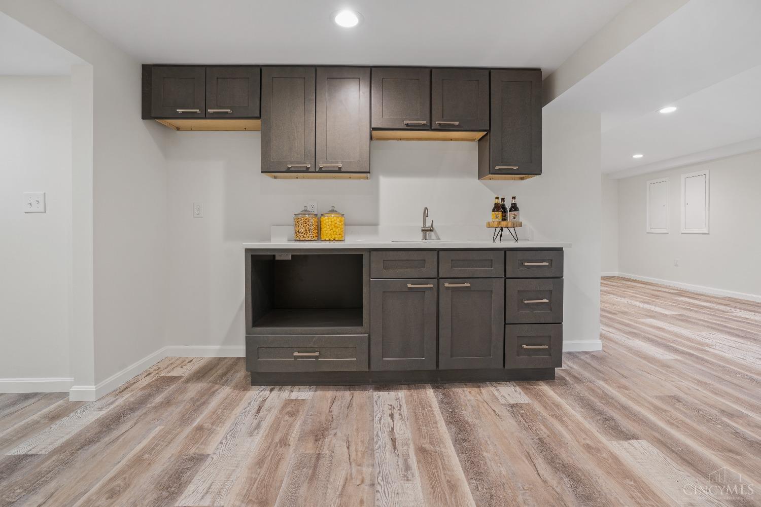 4658 Manorlake Drive, Mason, Ohio image 38
