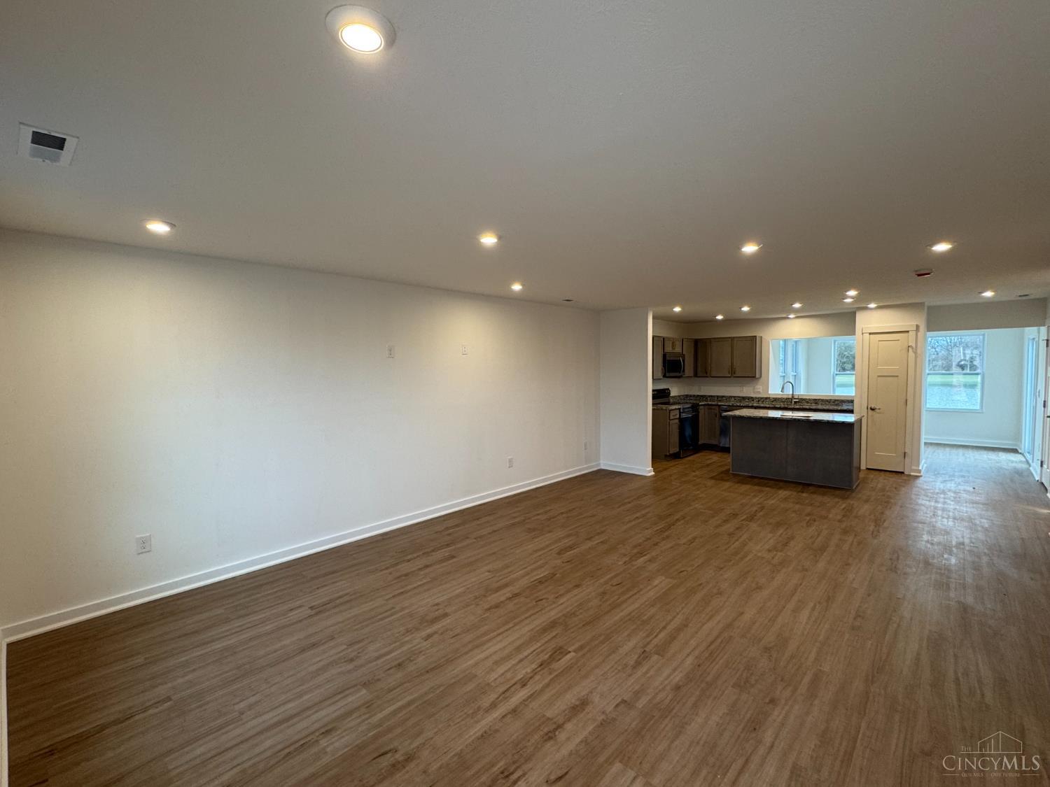 2924 Huntington Drive