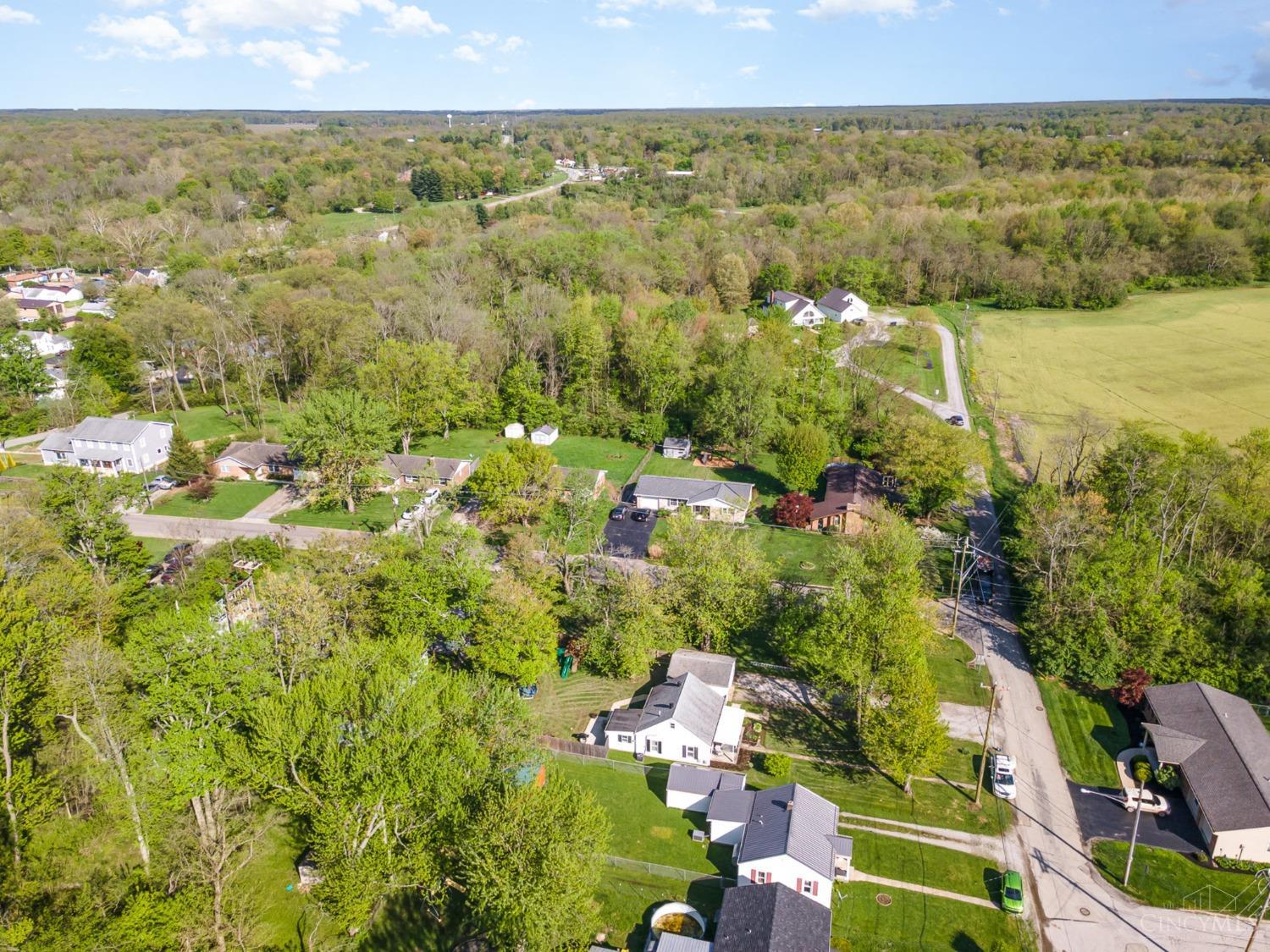 322 Willow Street, Williamsburg, Ohio image 25