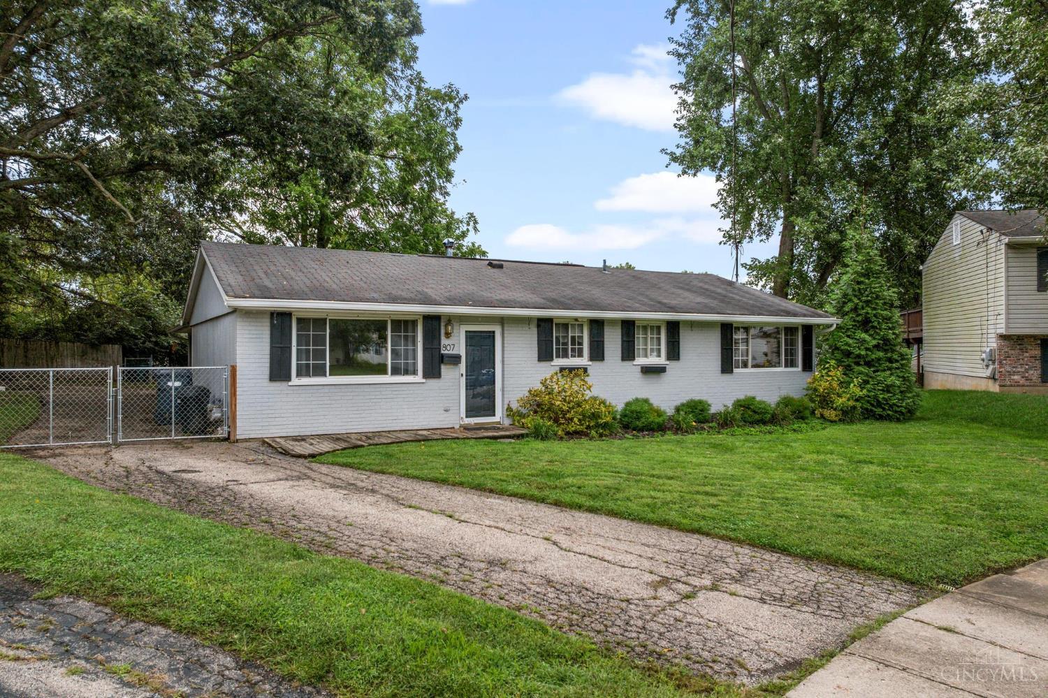807 Kenmar Drive