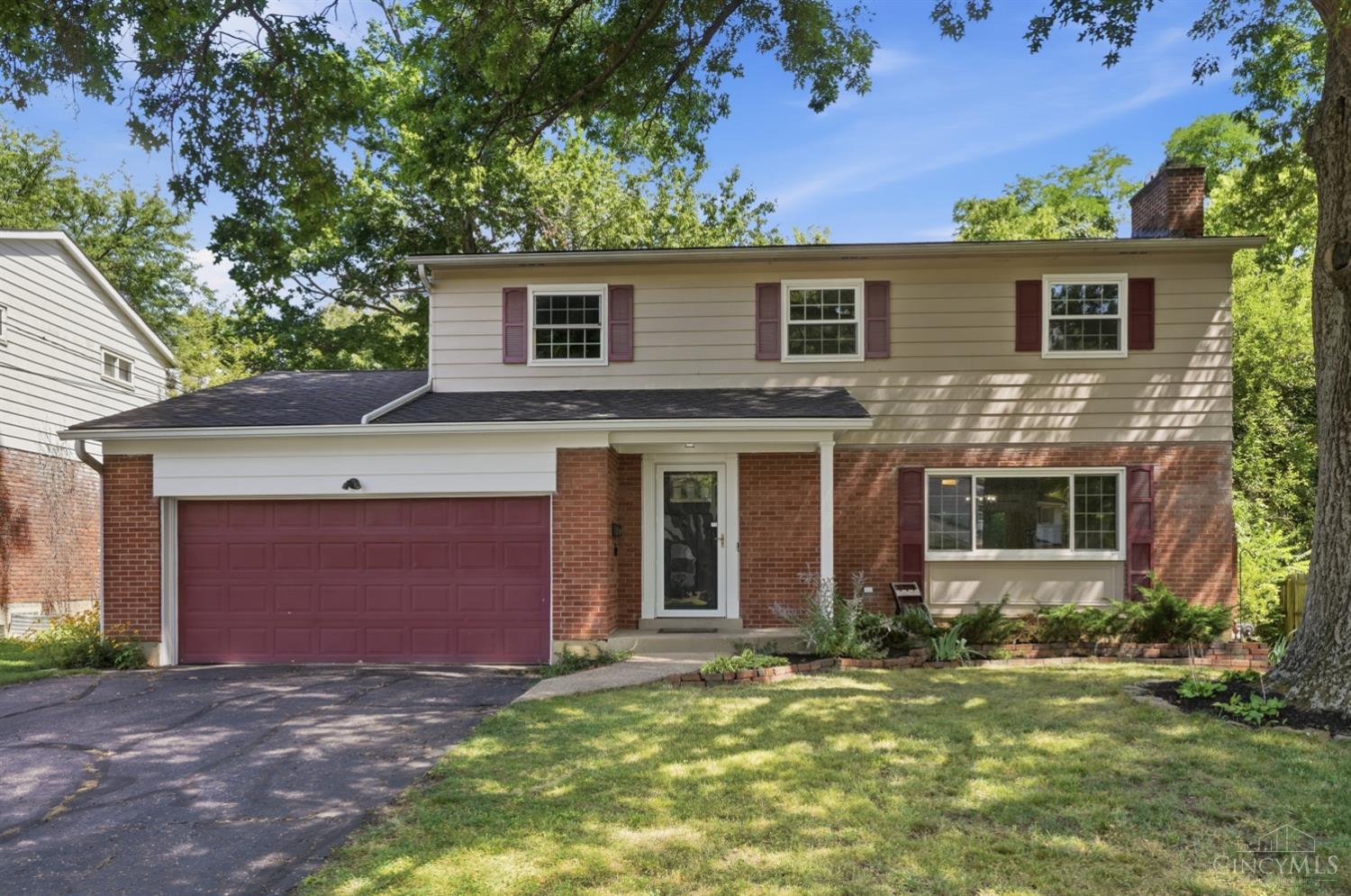 9062 Fontainebleau Terrace