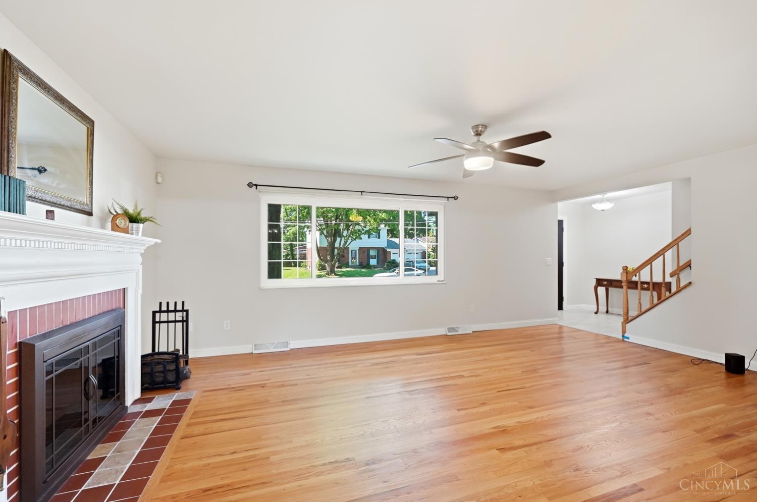 9062 Fontainebleau Terrace