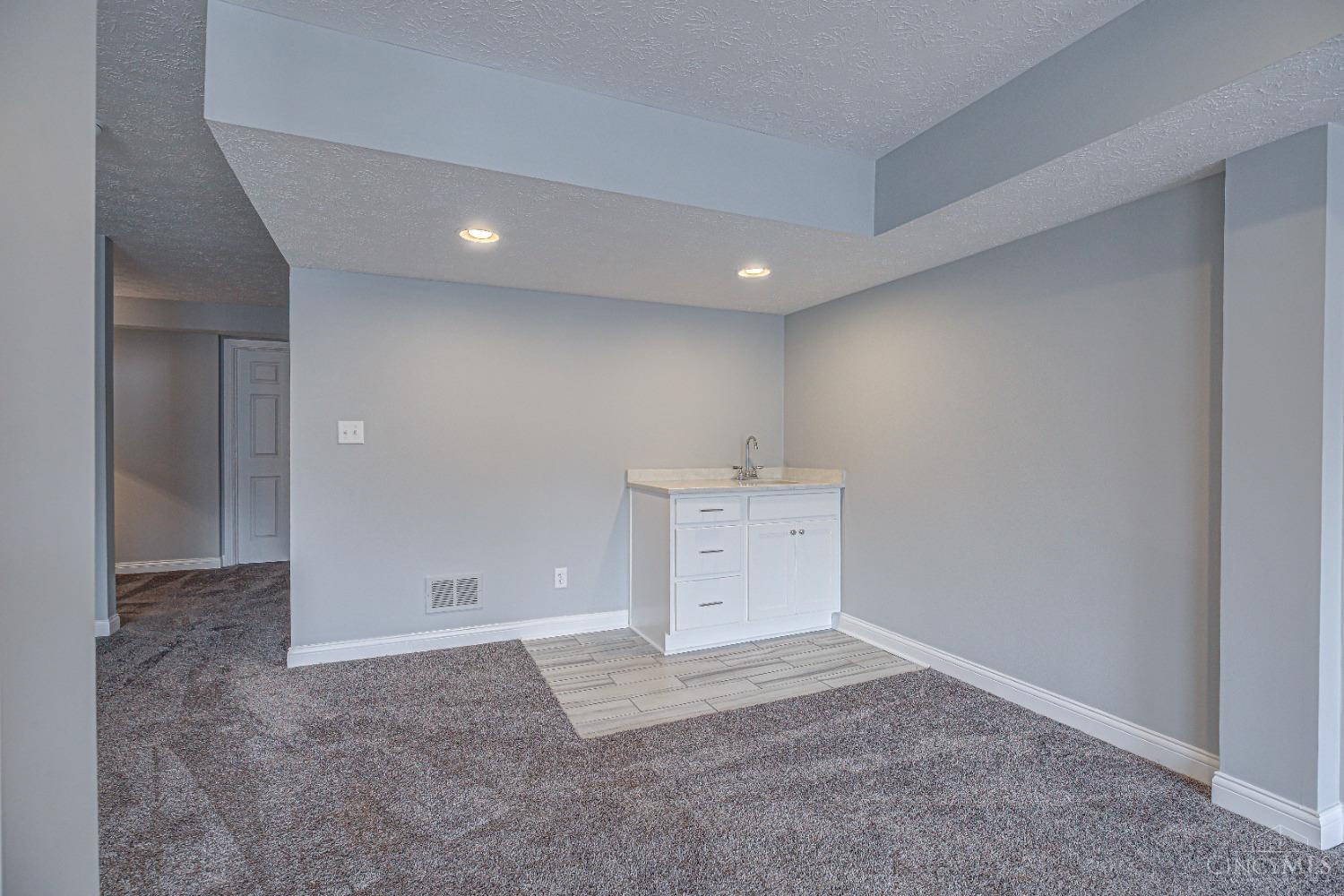 10555 Montgomery Road #69, Montgomery, Ohio image 26