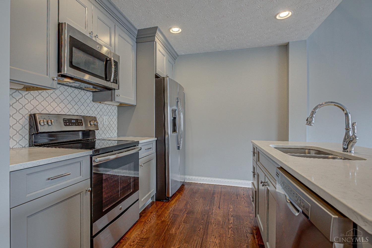 10555 Montgomery Road #69, Montgomery, Ohio image 4
