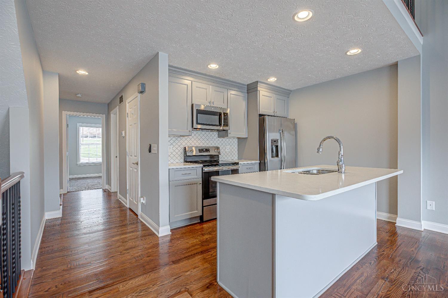 10555 Montgomery Road #69, Montgomery, Ohio image 7