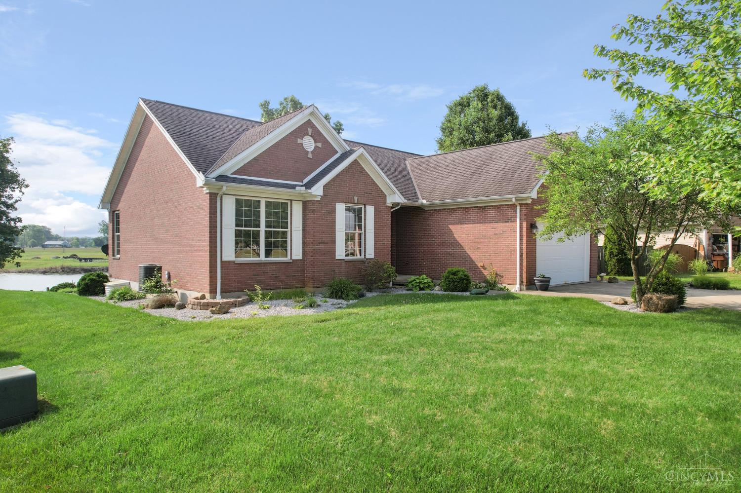 440 Waynoka Drive, Franklin, Ohio image 3