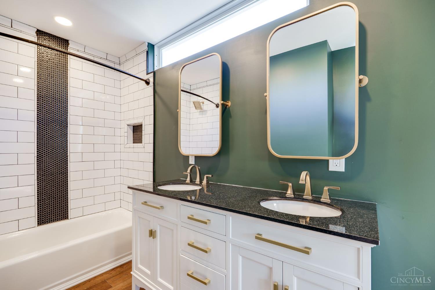 4326 Brownway Avenue