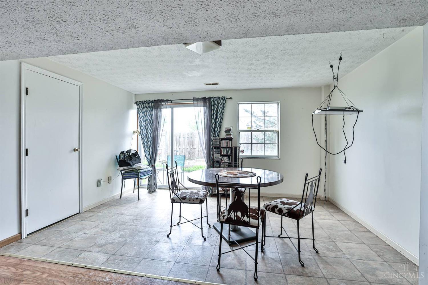 74 Applewood Drive, Fairfield, Ohio image 25