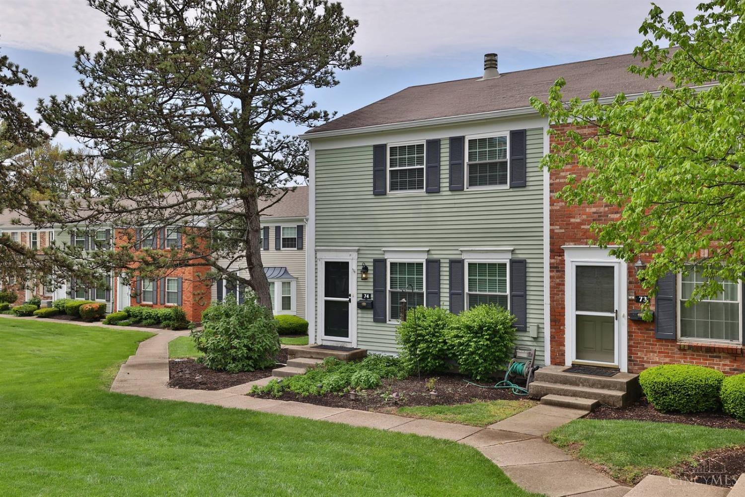 74 Applewood Drive, Fairfield, Ohio image 2