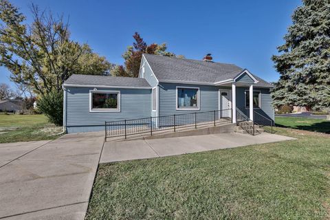 Photo of 8523 Cincinnati Columbus Road, West Chester, OH 45069 (MLS # 1823460)
