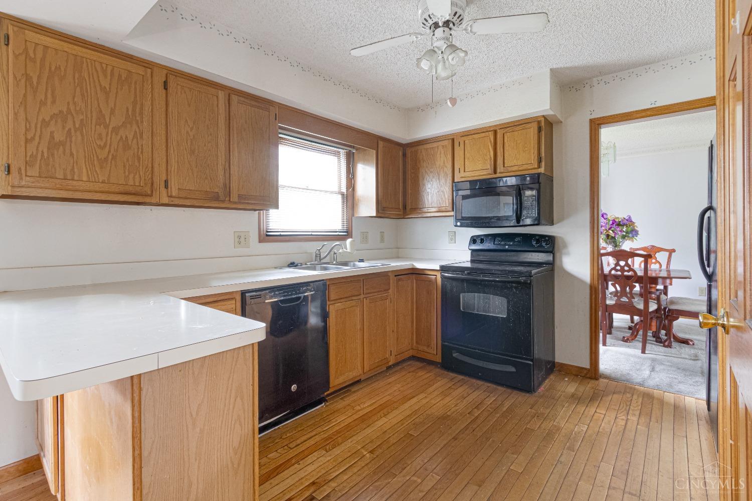 27 Carousel Circle, Fairfield, Ohio image 7