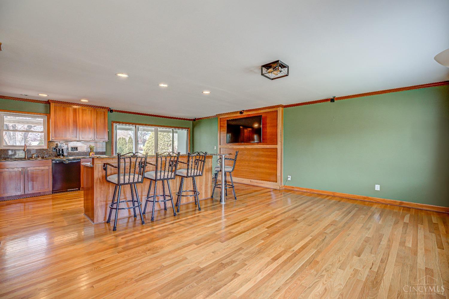 5351 Tallawanda Drive, Fairfield, Ohio image 4