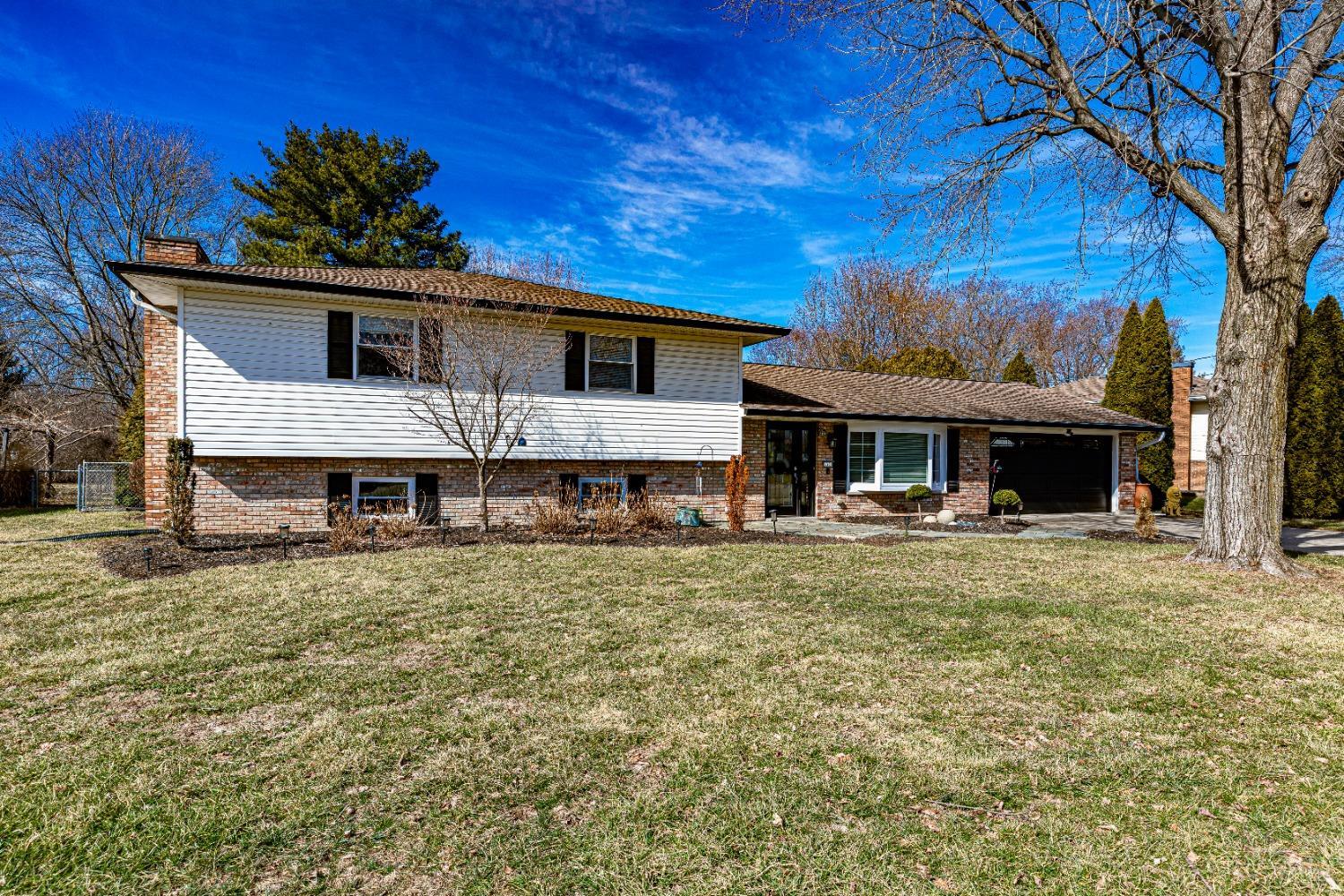 5351 Tallawanda Drive, Fairfield, Ohio image 2