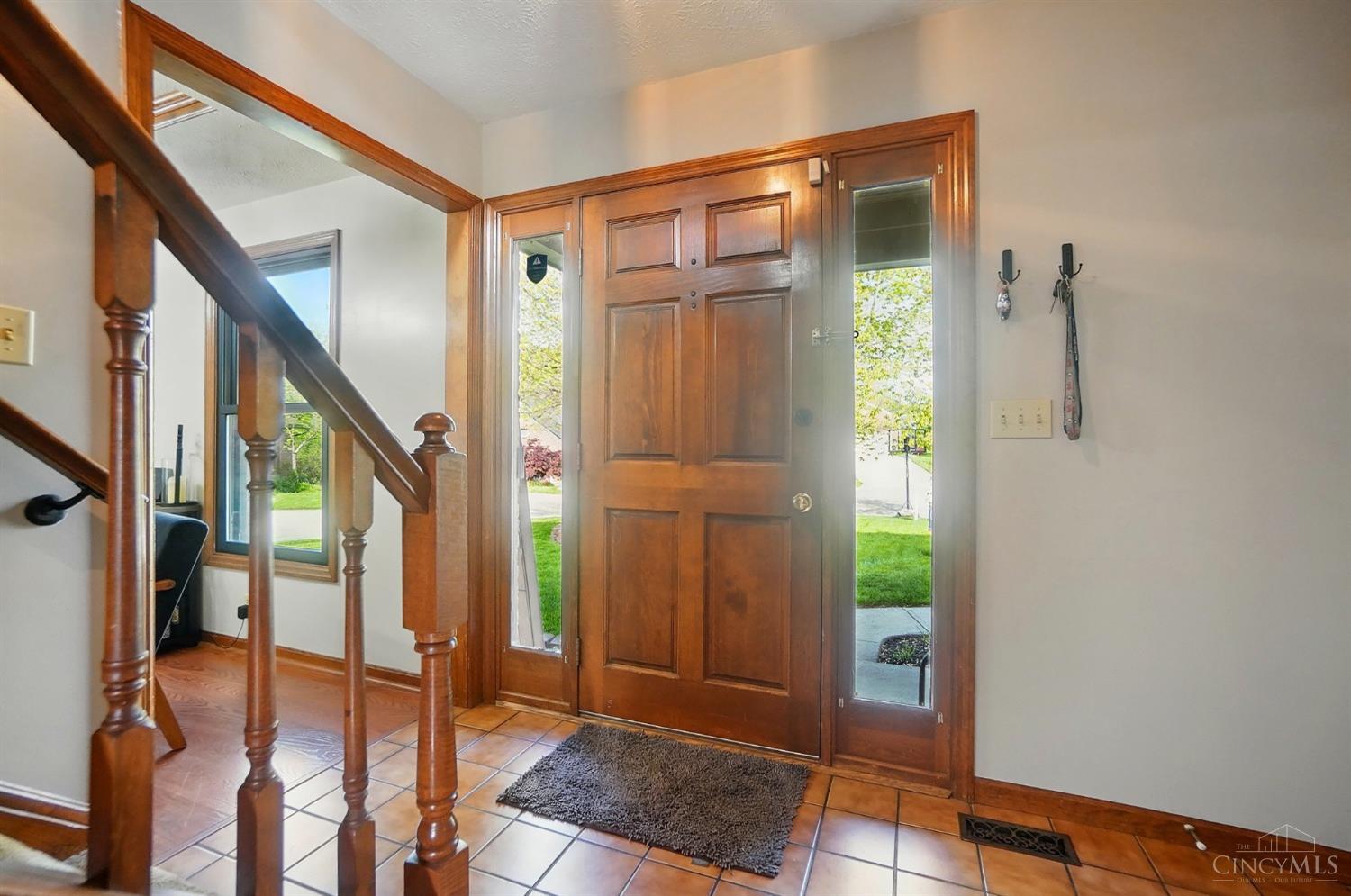 8428 Springwater Court, Colerain Twp, Ohio image 4