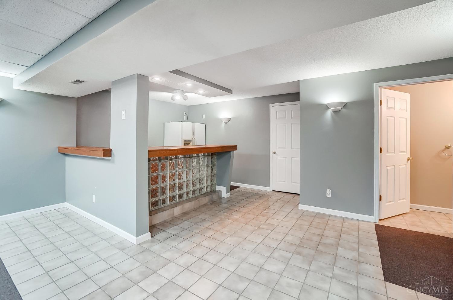 381 Mollie Drive, Hamilton, Ohio image 28