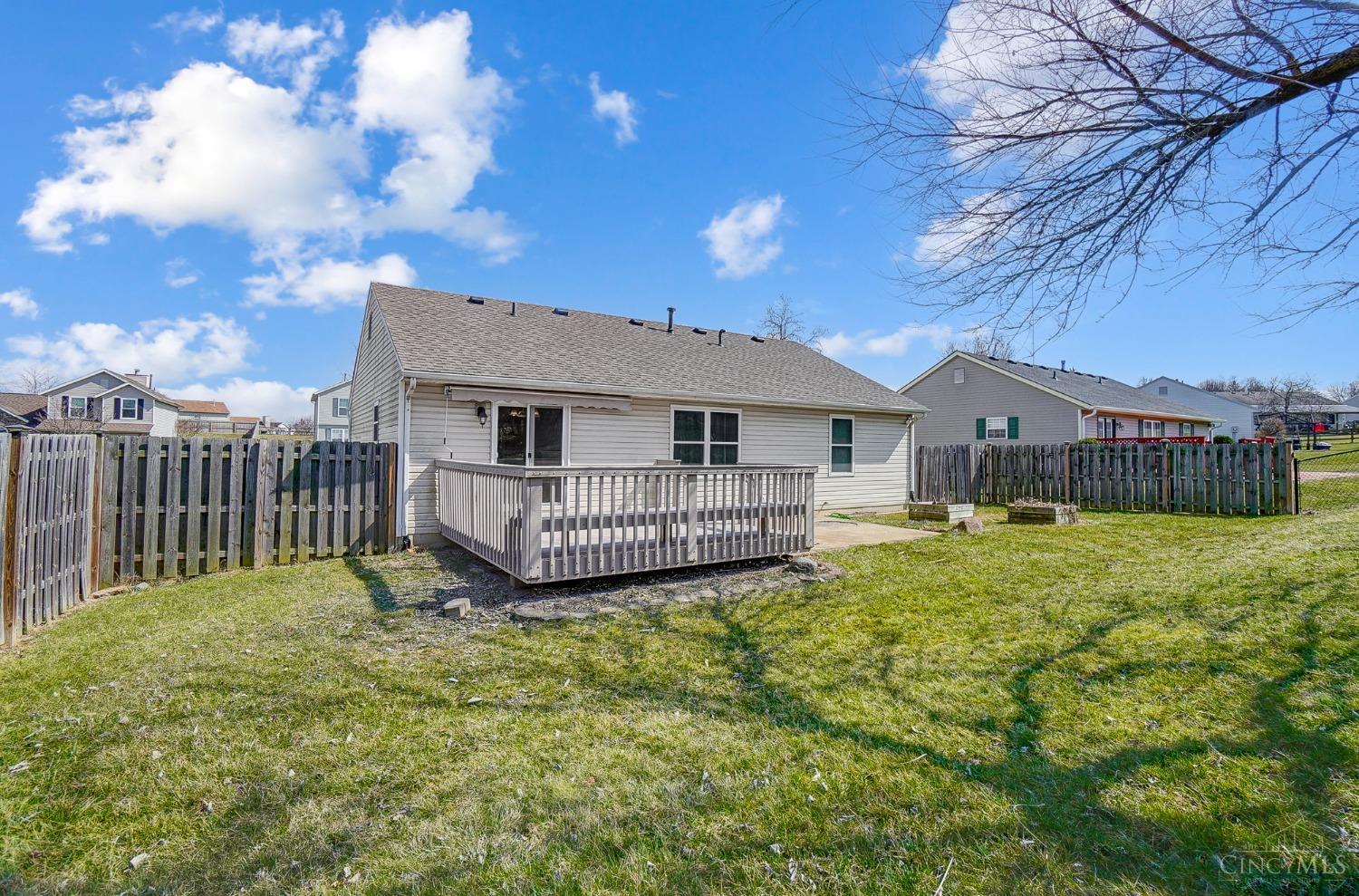 381 Mollie Drive, Hamilton, Ohio image 4