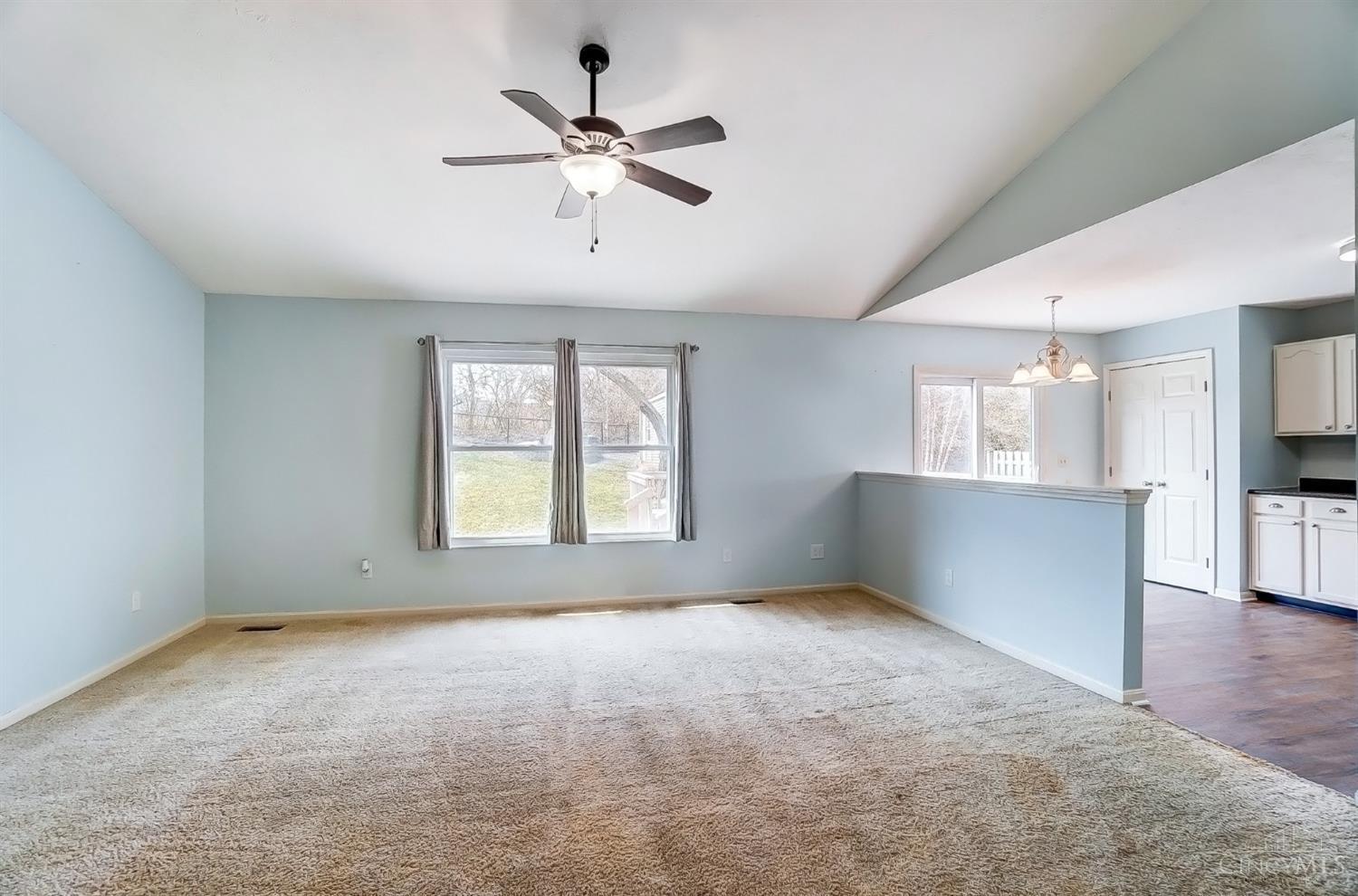 381 Mollie Drive, Hamilton, Ohio image 10