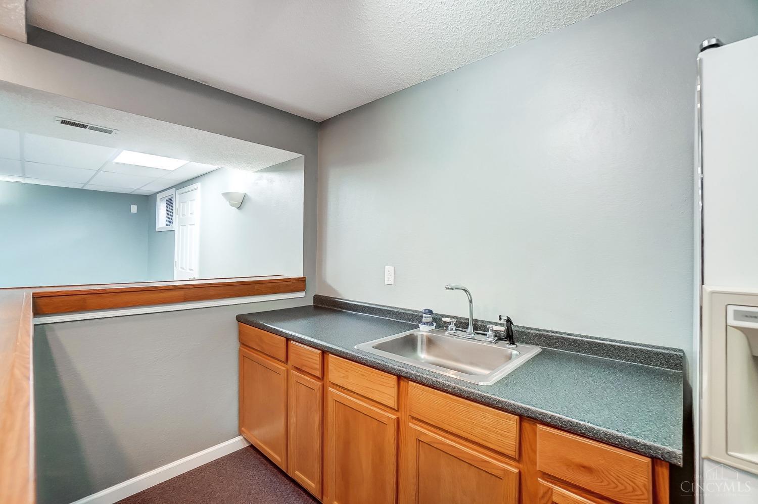 381 Mollie Drive, Hamilton, Ohio image 30