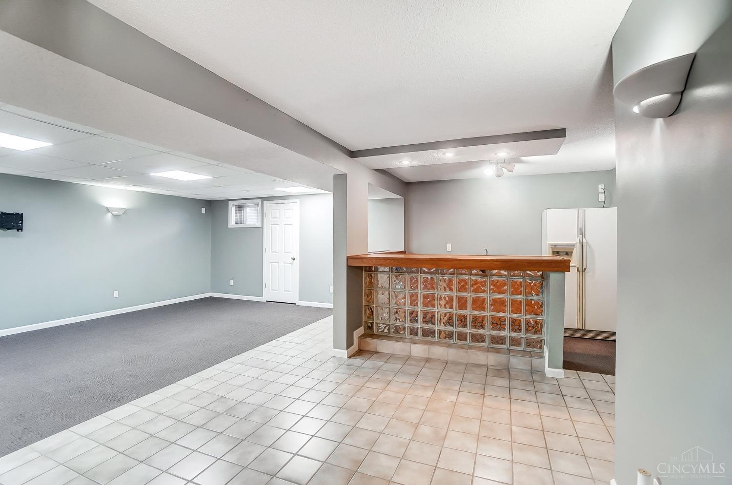 381 Mollie Drive, Hamilton, Ohio image 11