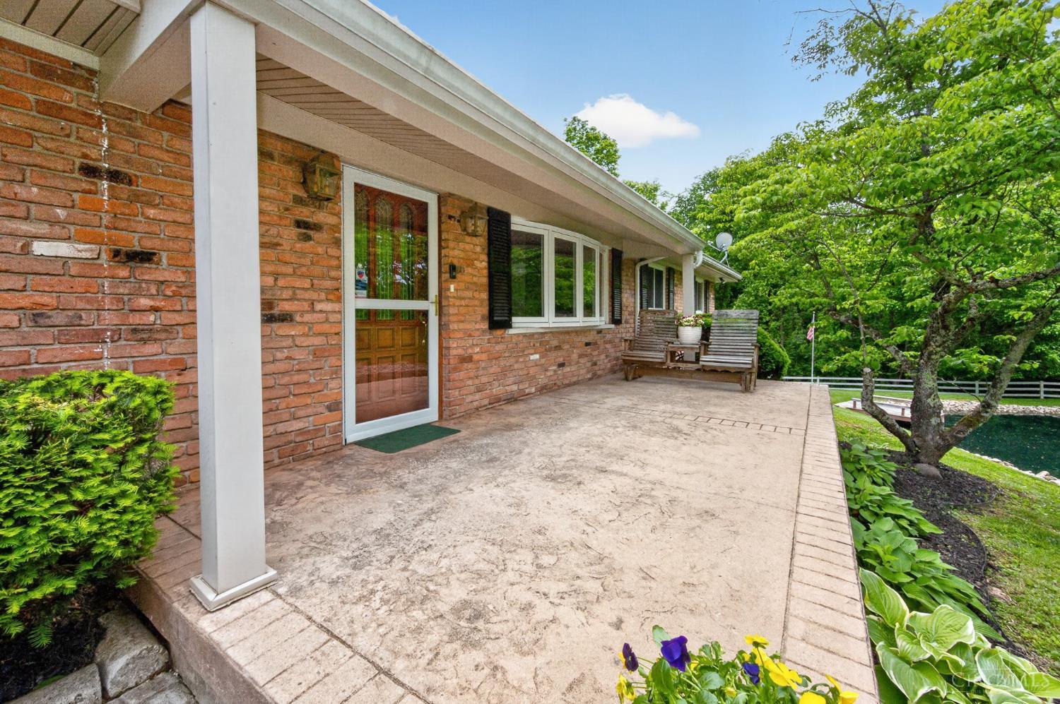 933 Robin Hill Drive