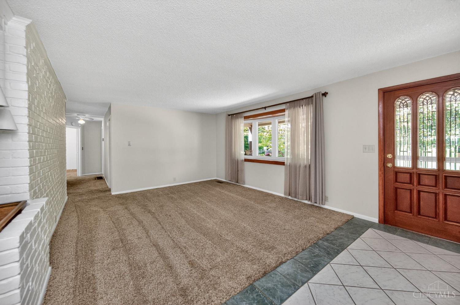 933 Robin Hill Drive
