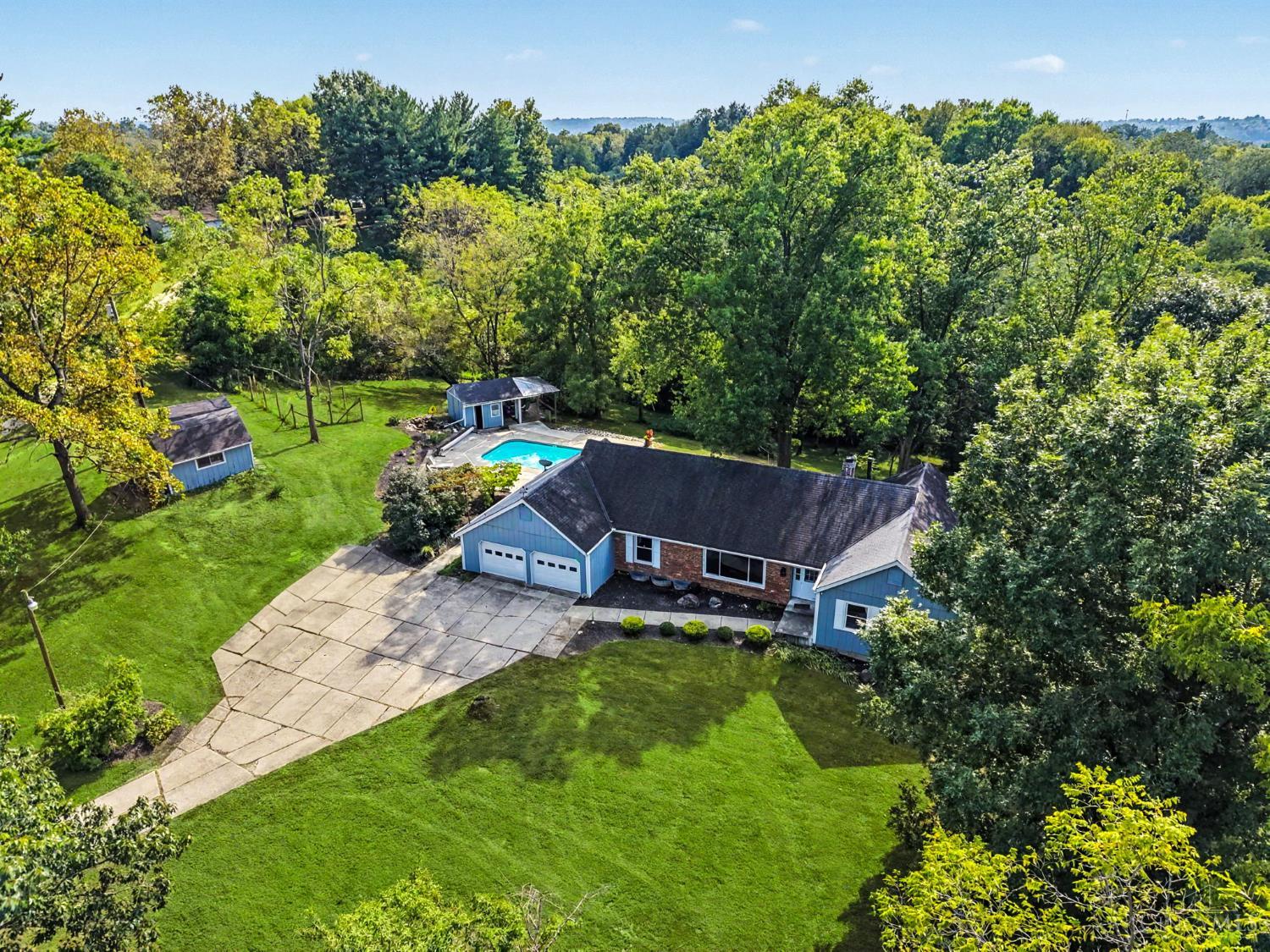 7819 Thompson Road