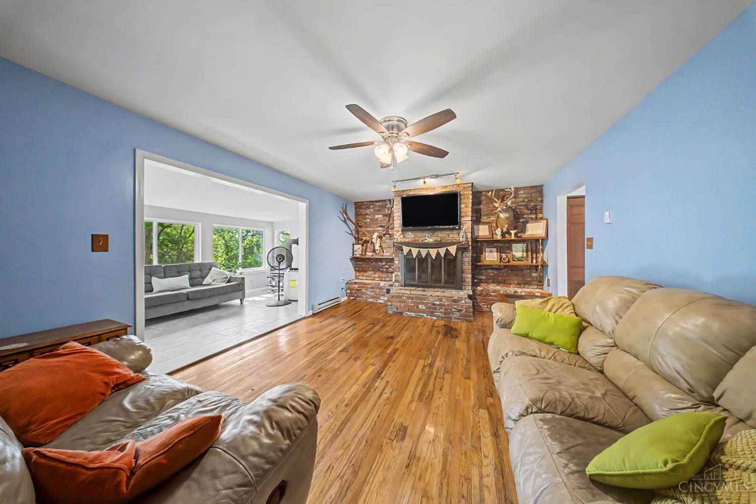 7819 Thompson Road