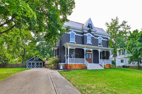 Photo of 8410 Curzon Avenue, Cincinnati, OH 45216 (MLS # 1854121)