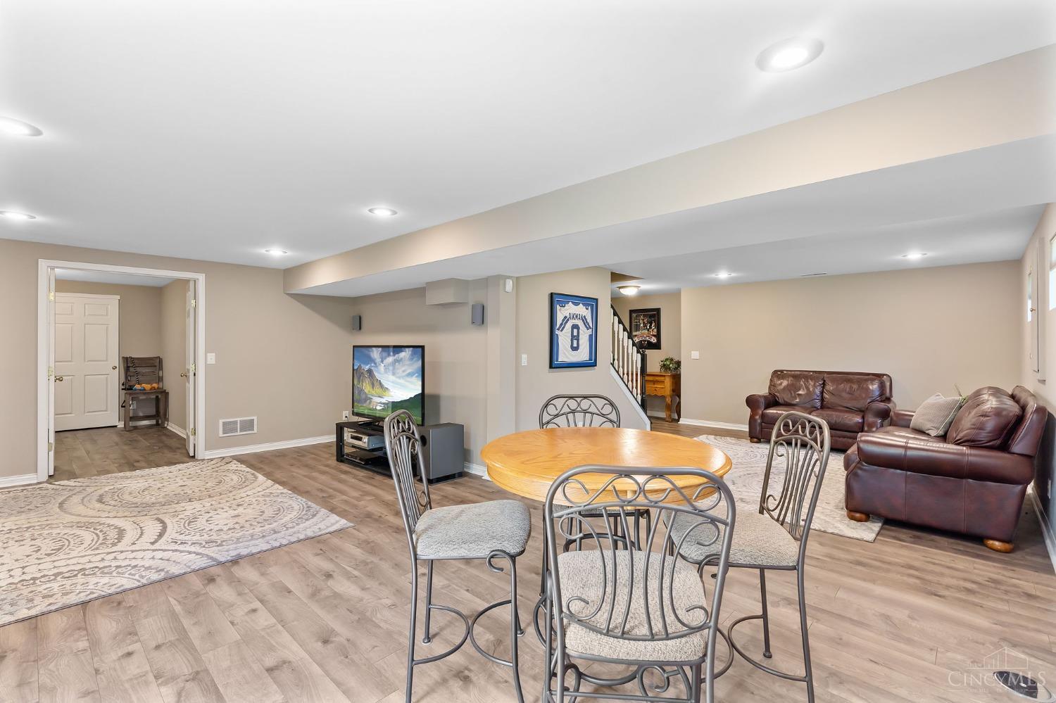 6038 Green Meadow Mdw, Mason, Ohio image 23
