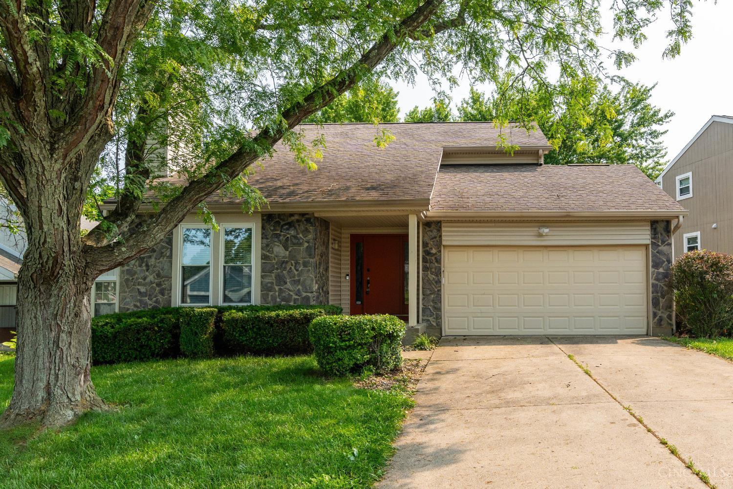 5278 Leatherwood Drive, West Chester, Ohio image 1
