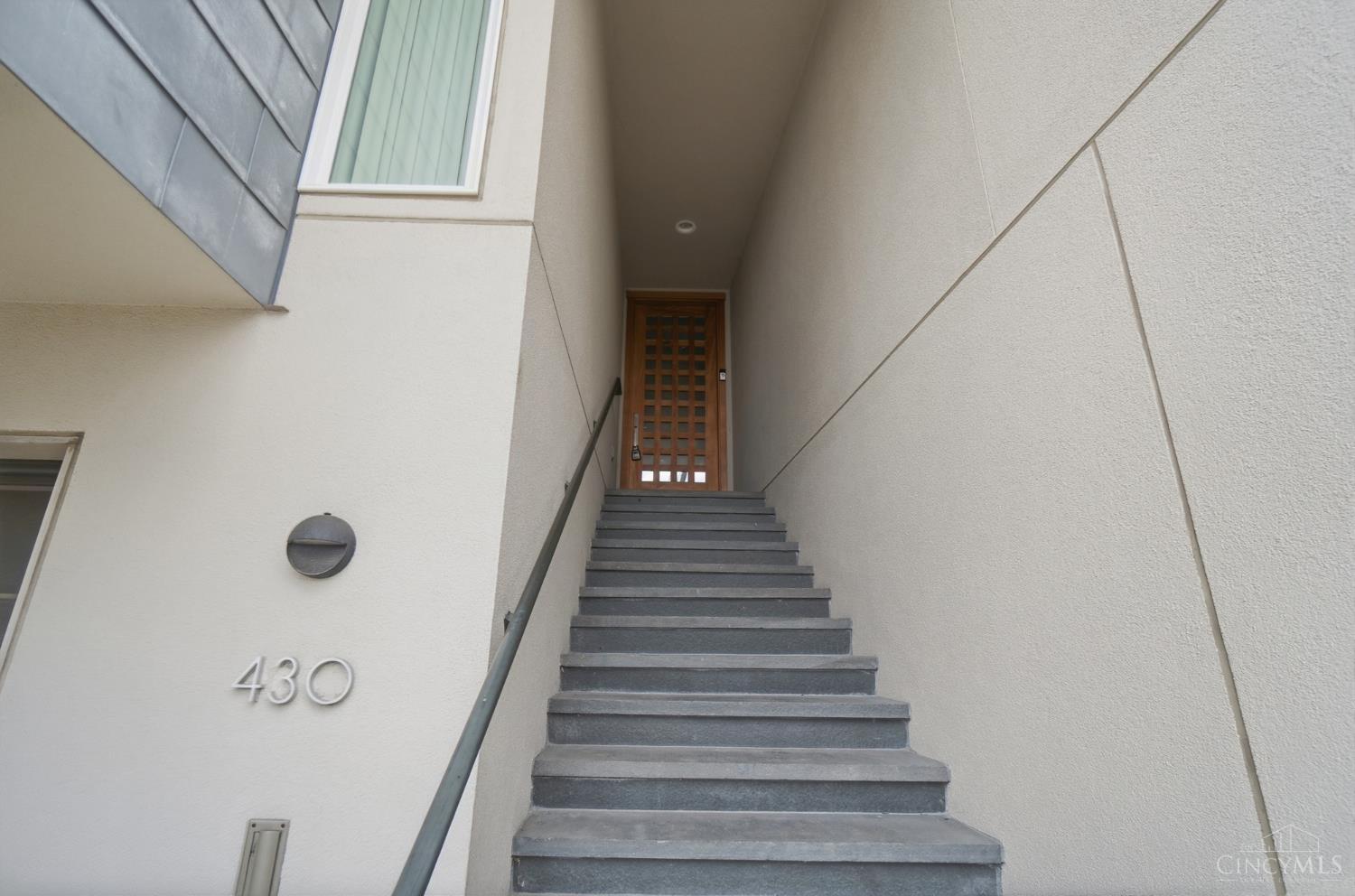 430 Oregon Street